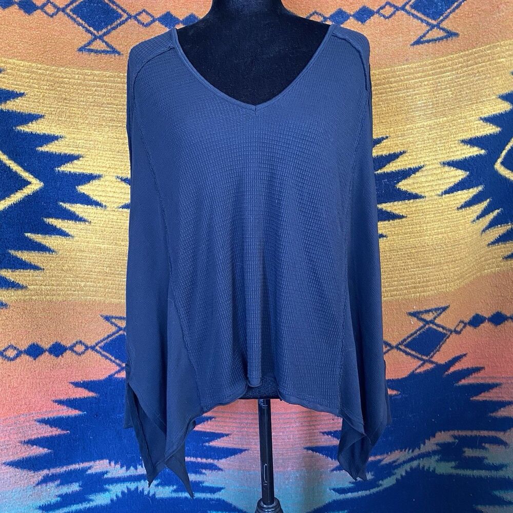 Free People Waffle Knit Oversized V Neck Long Sleeve Blouse. Small. Boho.